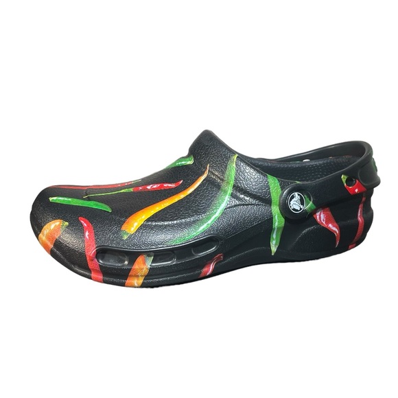 Crocs At Work Bistro Graphic Black Red Green Peppers Clog Size W4 M6 NWOT - Picture 2 of 9